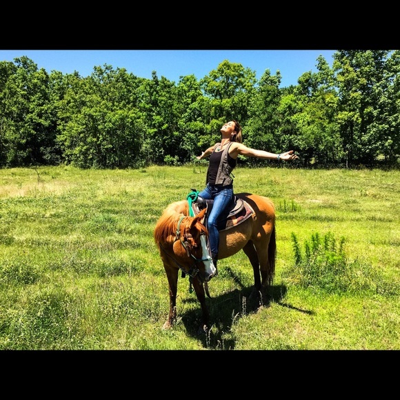 Hi!!! I’m Missy 🙏🏼🌺 - Picture 5 of 15